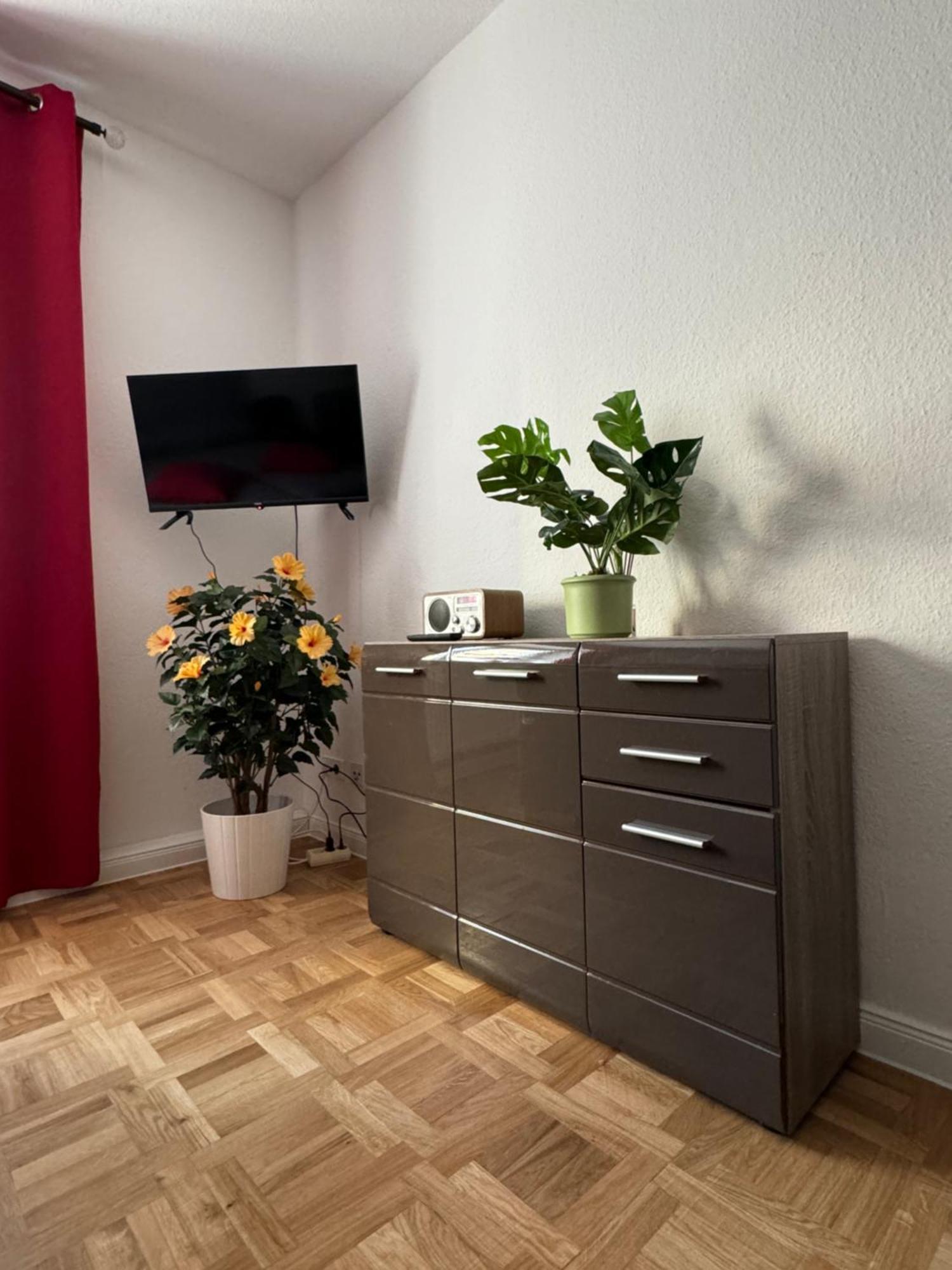Sweet Home Inside Dresden Four Bagian luar foto