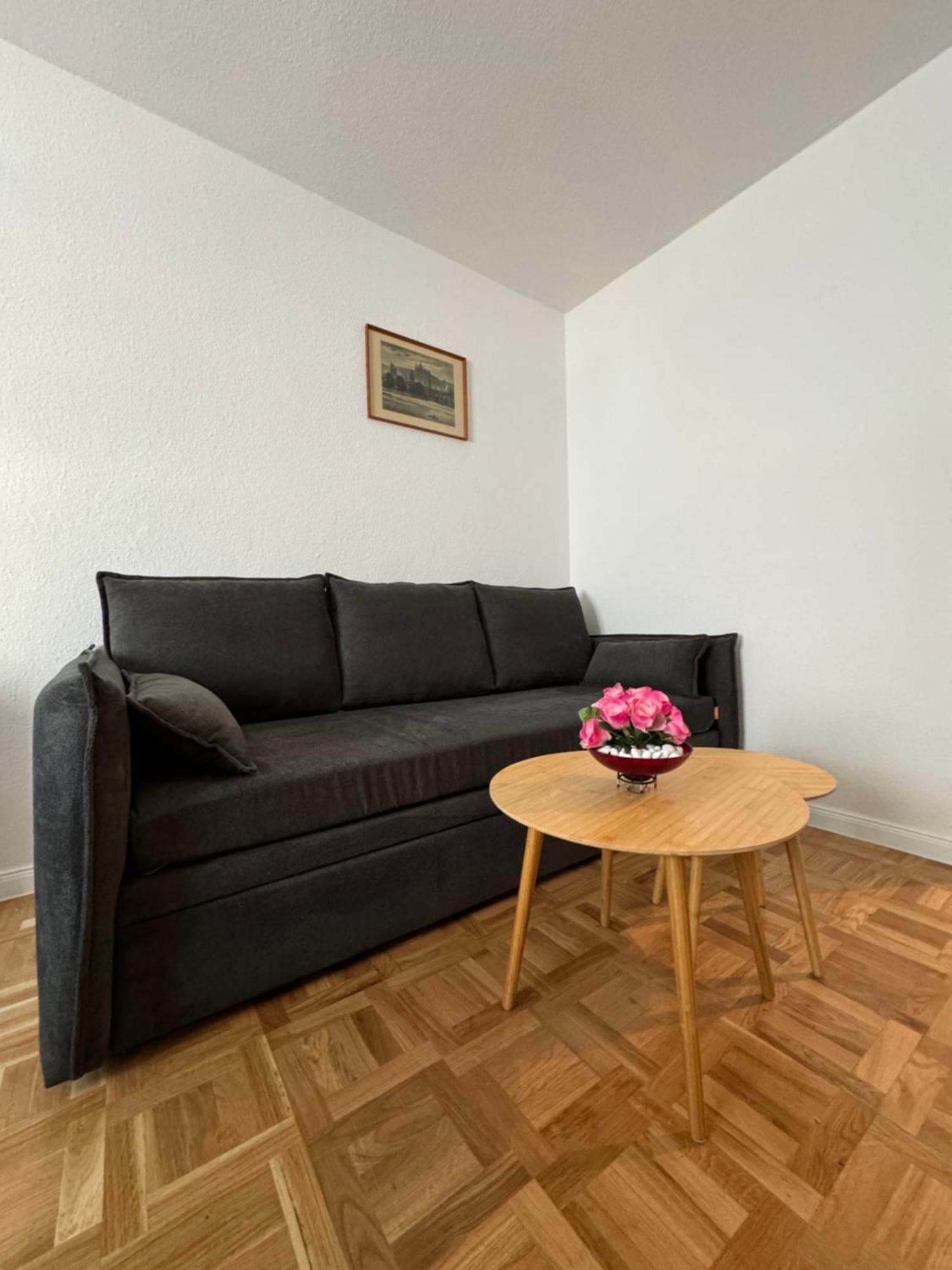 Sweet Home Inside Dresden Four Bagian luar foto